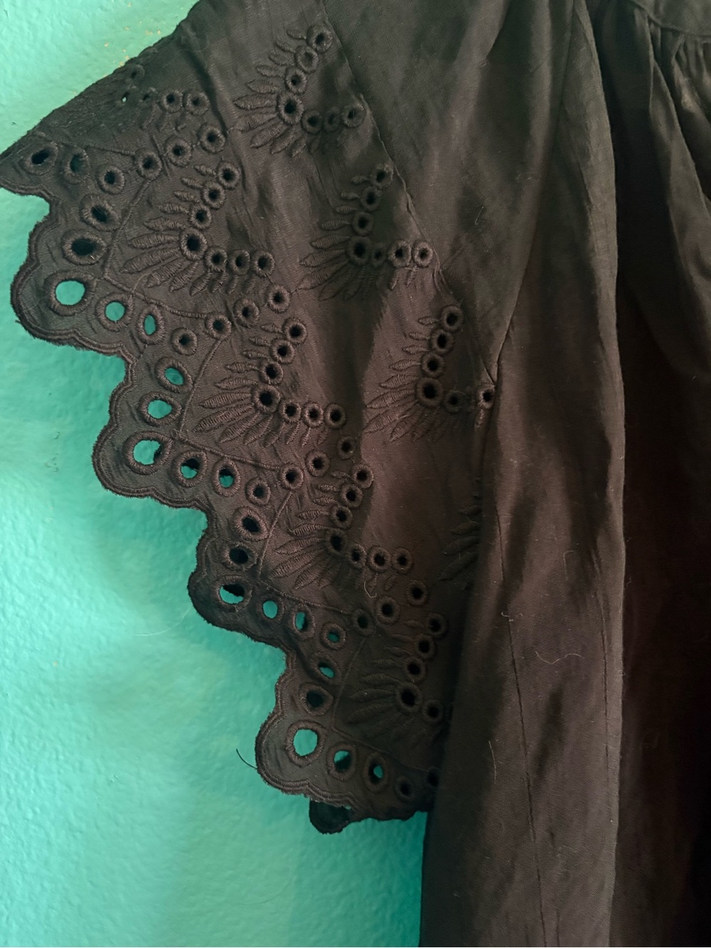 Chelsea and Theodore crochet kimono sleeve blouse - Picture 3 of 5